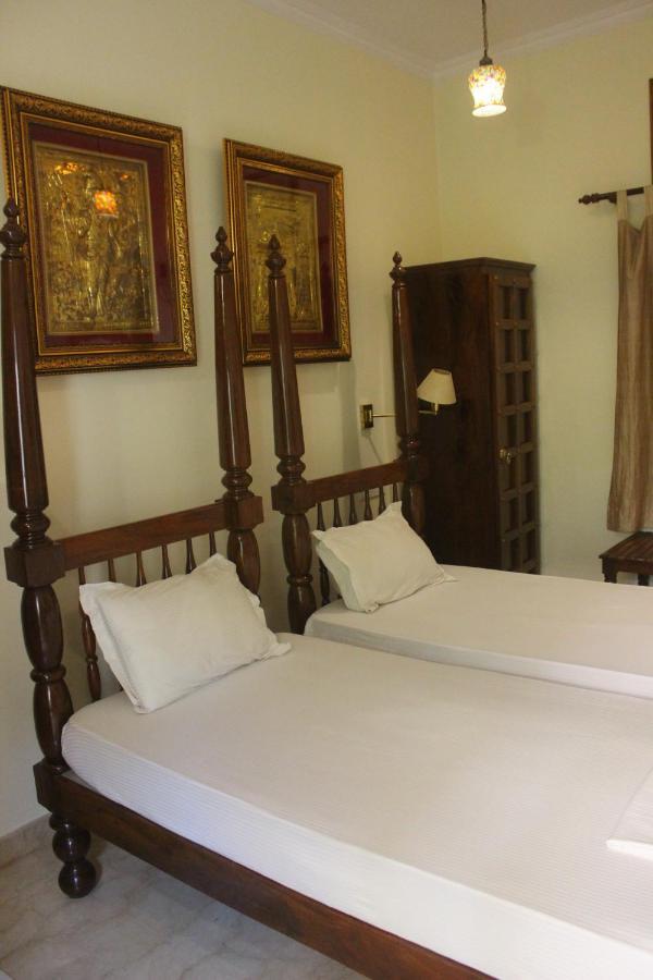 Homestay *